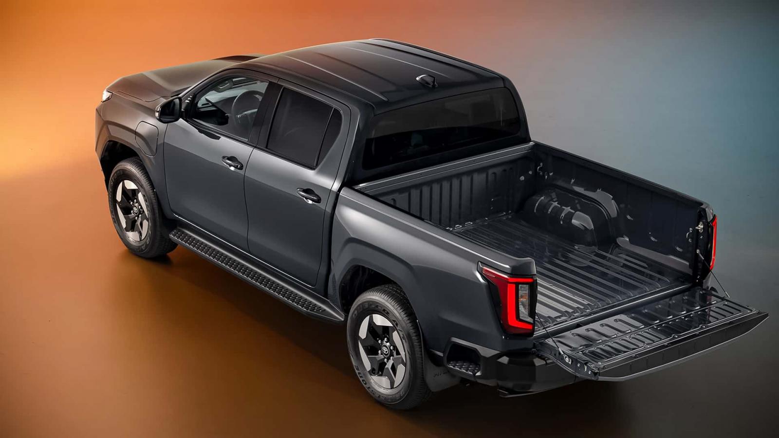 Νέο Toyota Hilux: Έγινε ηλεκτρικό, κρατάει diesel φέρνει και υδρογόνο